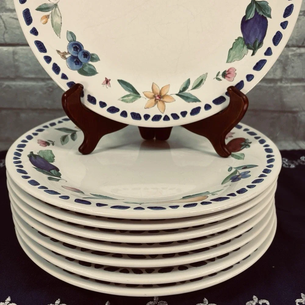 Vintage Pfaltzgraff Summer Garden dinner plate hand-painted stoneware